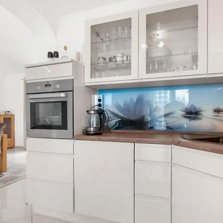 Beautiful Mihatovici With Private Pool *