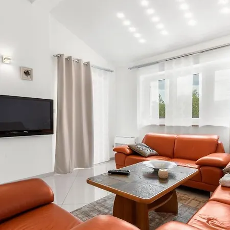 Beautiful Mihatovici With Private Pool * Rosini